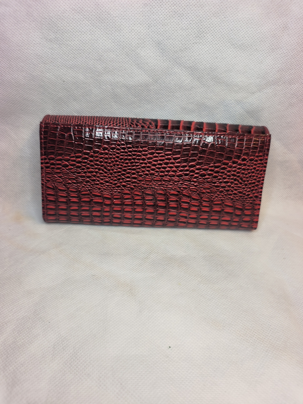Red Wallet Croc Embossed - Picture 2 of 8